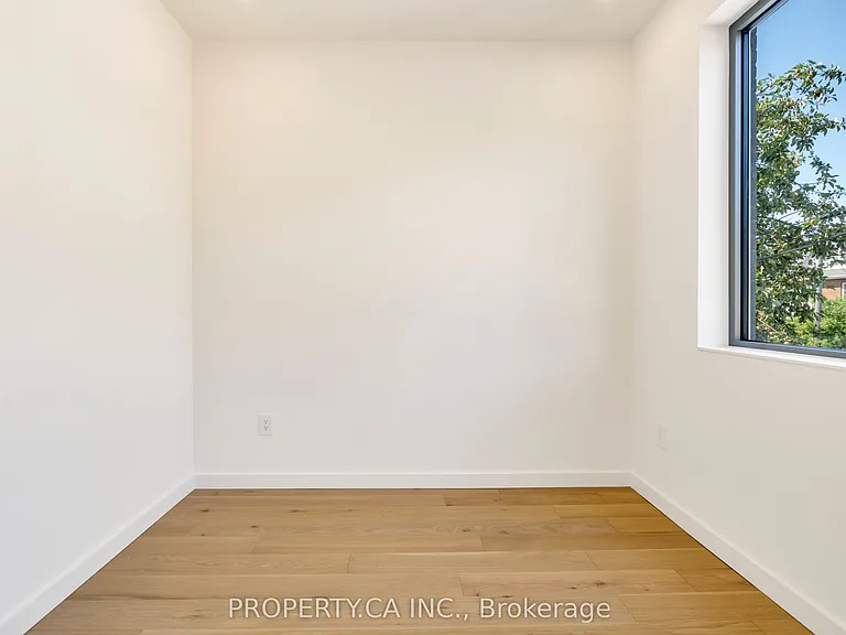 301 Keele St #3 — Photo 22