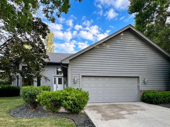 2117 Edinbrook Ter, Minneapolis, MN 55443
