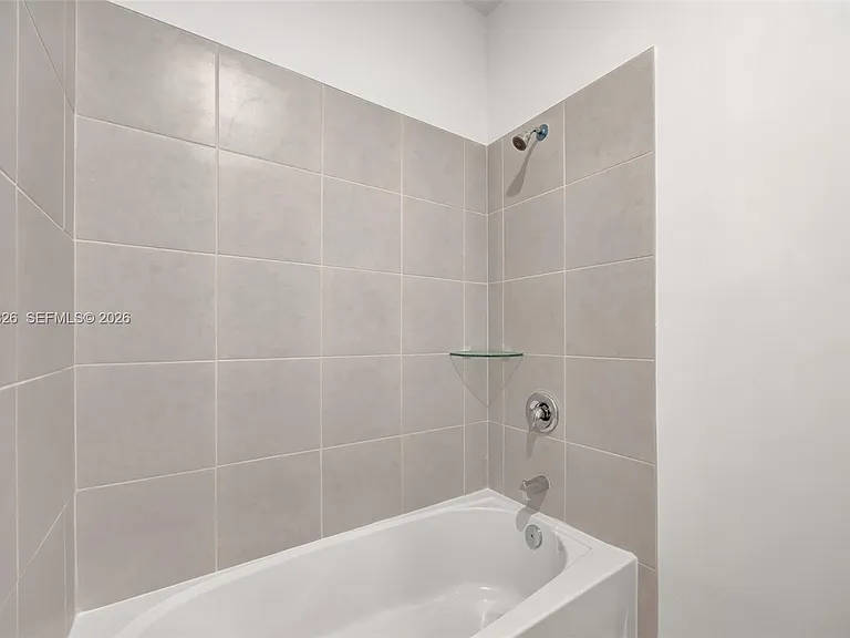 2556 SE 27th Ct #2556 — Photo 31