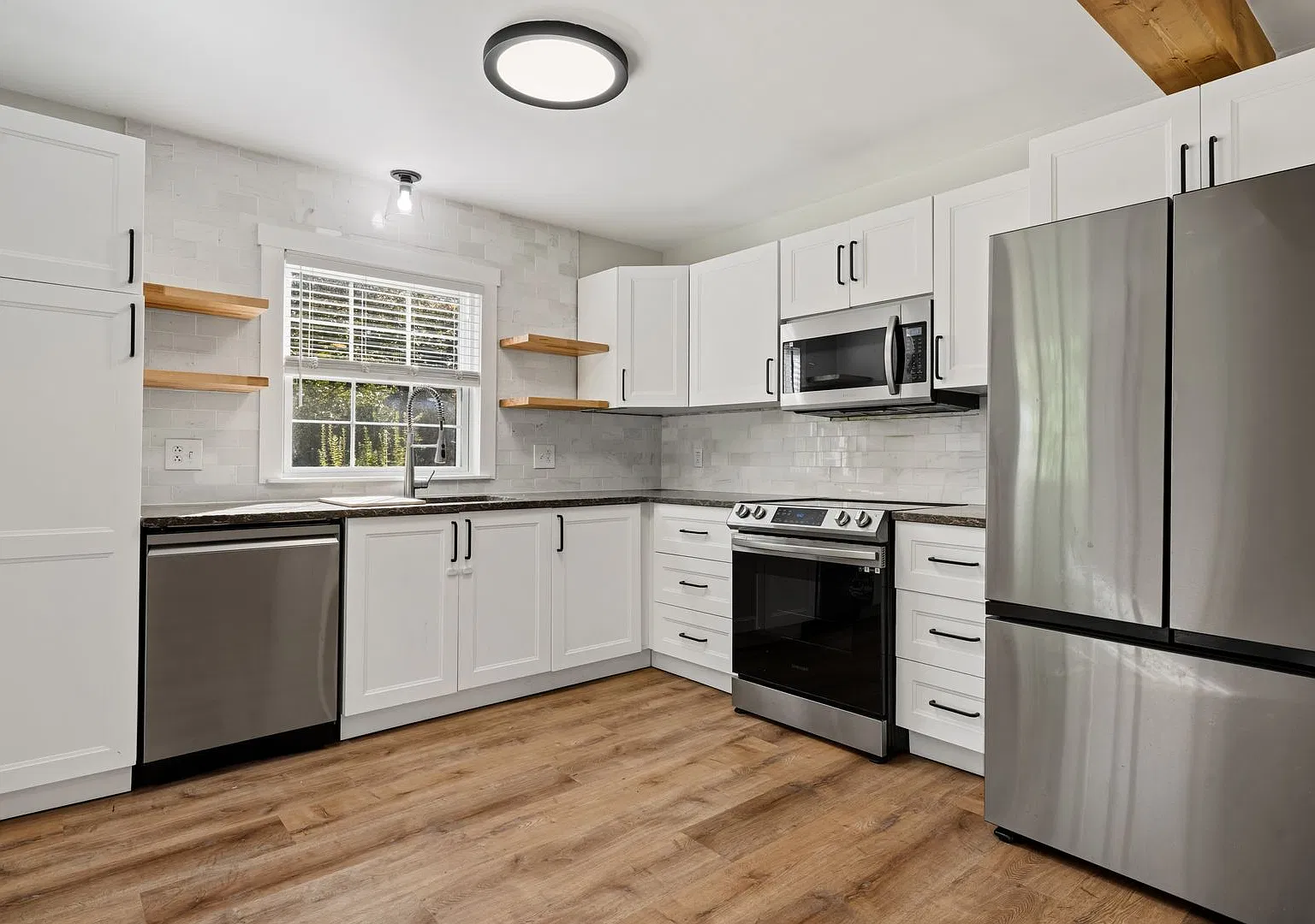 Available Now! Renovated 2bd/1ba Home 1.5 Miles from Downtown Durham with Detached Garage! — Photo 3