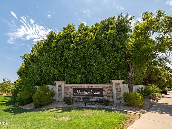 2nd image of 2419 W SHAWNEE Drive