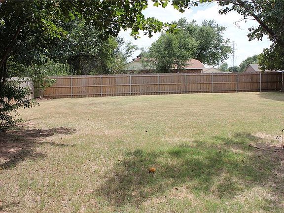 5th image of 2920 Zachary Pl