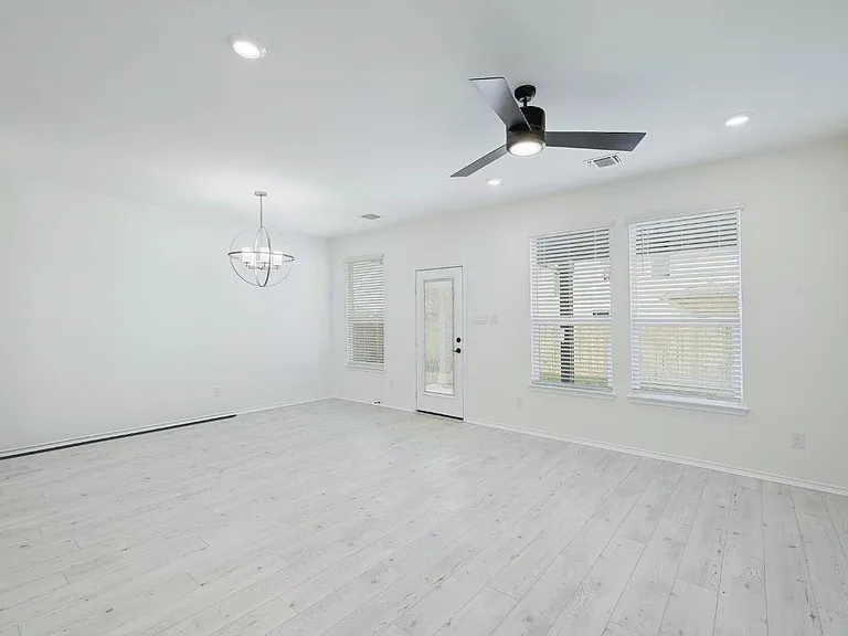 13213 Nancy Reagan St — Photo 4