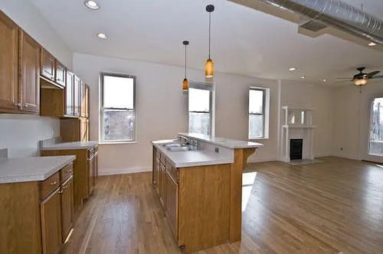 3026 Price Ave — Photo 2