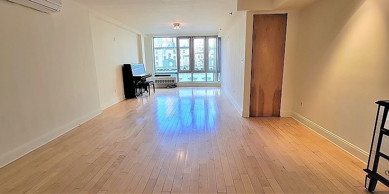 1st image of 362 W 53rd St Penthouse 6