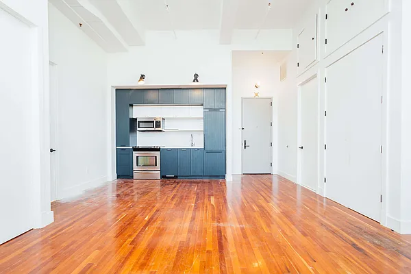 Rented by Nooklyn NYC LLC | media 60