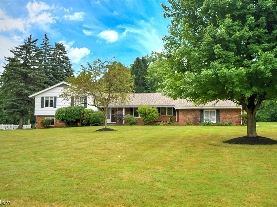 1st image of 27700 Fairmount Blvd