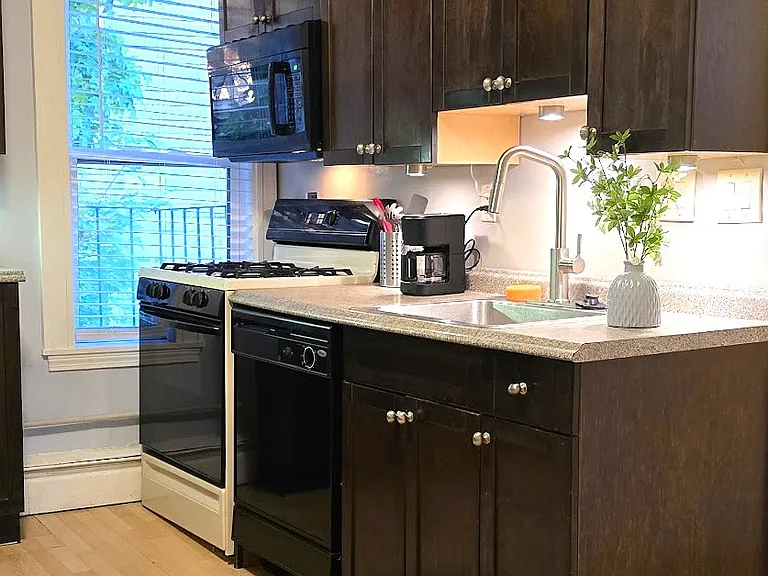 133 Marcella St #3 — Photo 8
