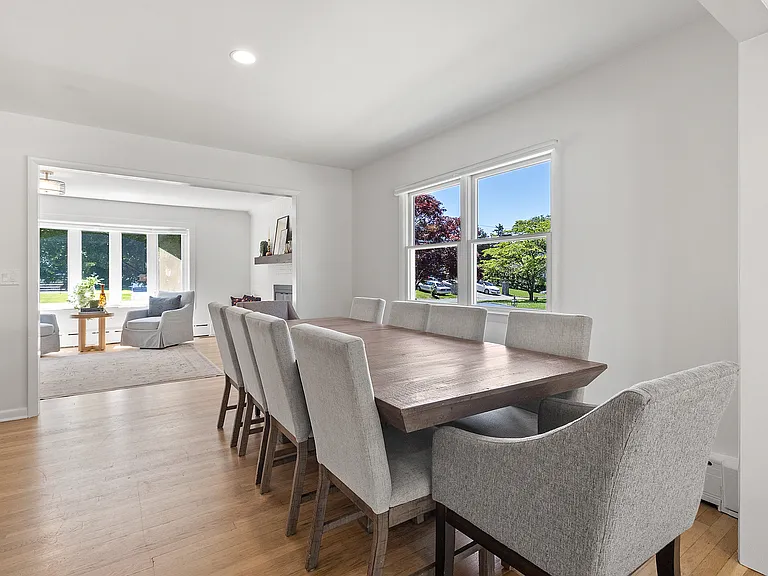 9 Deluca Dr — Photo 6