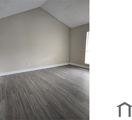 8736 Mallard Reserve Dr — Photo 16