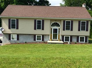 14 Sugar Creek Ln, Loganton, PA 17747