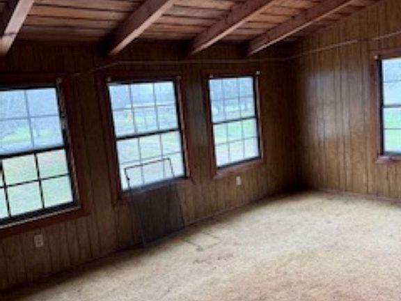 2nd image of 1156 Highway 304