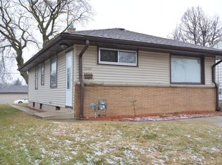 5649 N 72nd St, Milwaukee, WI 53218