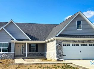 15054 Stonebridge Ln, Perrysburg, OH