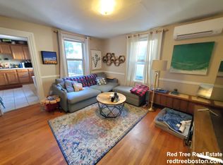 13 White Pl #1, Brookline, MA 02445