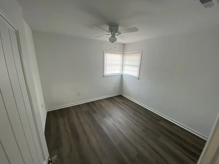 603 Oak St — Photo 17