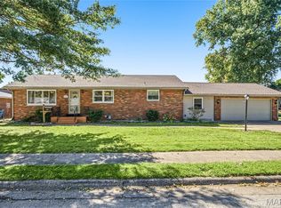 2316 Saint Bernard Ave, Granite City, IL 62040