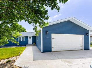 6322 Harbor Way, Wentworth, SD 57075
