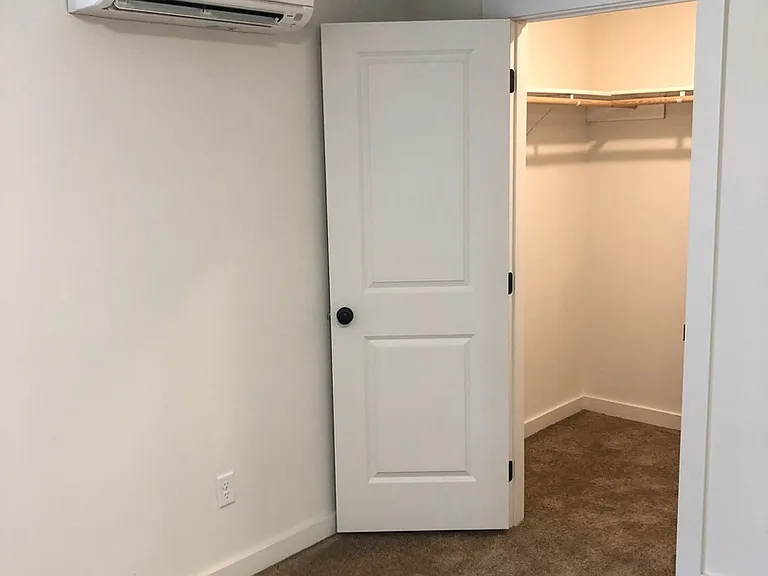 113 W Helena Ave — Photo 5