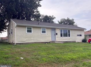 32 La Gorce Blvd, Burlington Township, NJ 08016