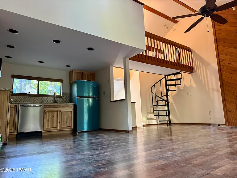 159 Stream Ct — Photo 3