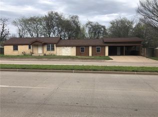 1502 Saunders St, Bryan, TX 77803