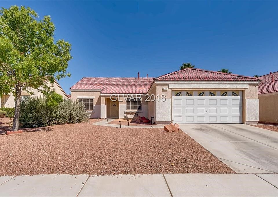 1st image of 2708 W El Campo Grande Ave