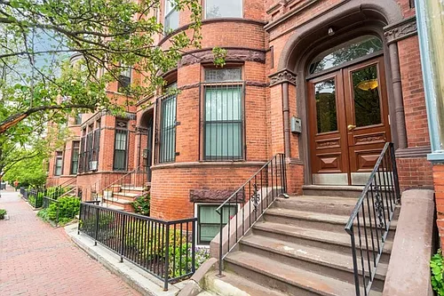 127 Saint Botolph St Photo 1