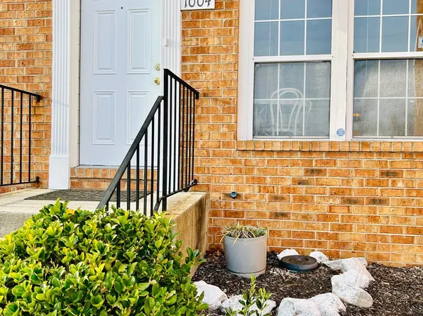 1004 Dartmouthglen Way, Baltimore, MD 21212