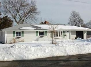 7 Radcliffe Rd, Beverly, MA 01915