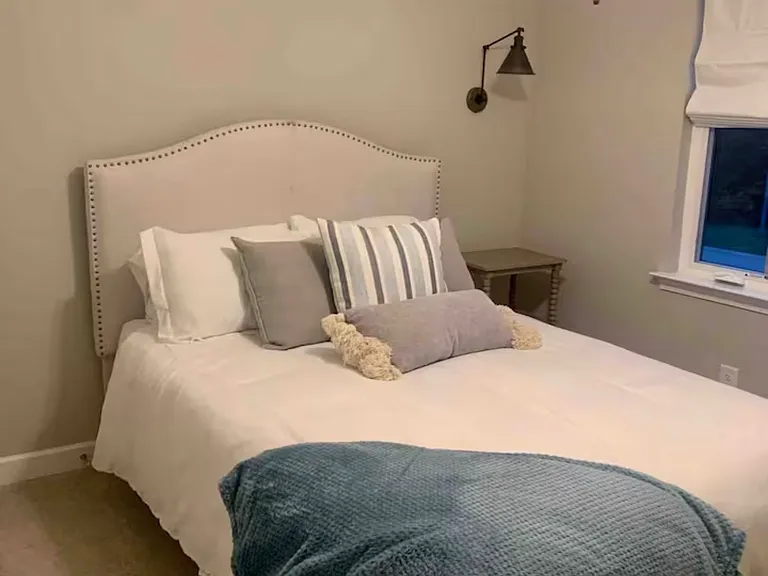 535 Evans Dr — Photo 3