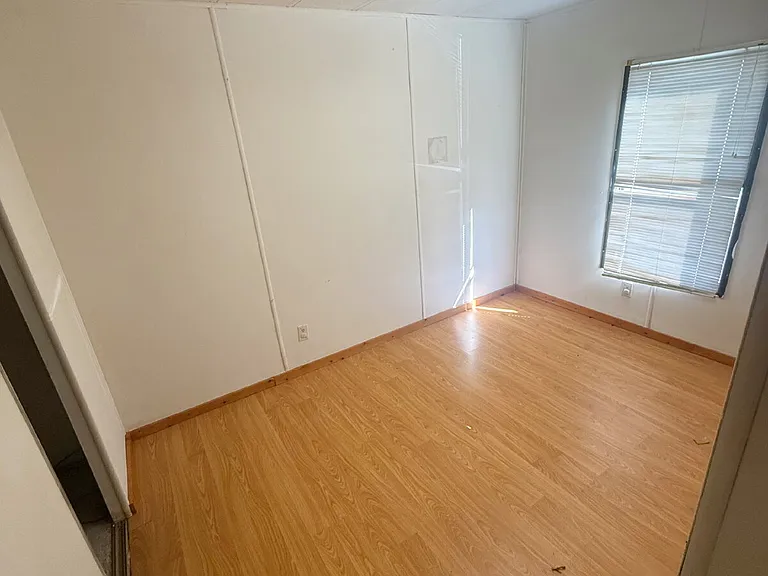 169 Walnut Valley Ln — Photo 2