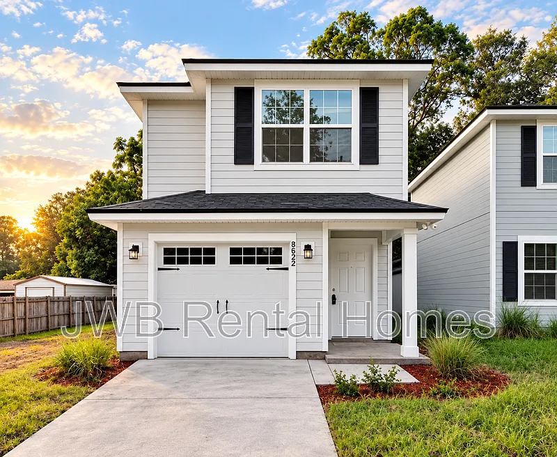 8622 Free Ave
