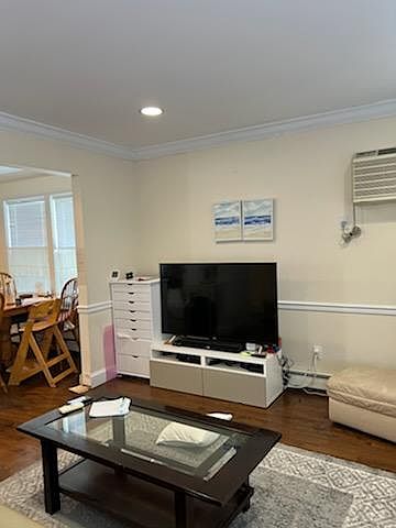 2nd image of 10B West Dr