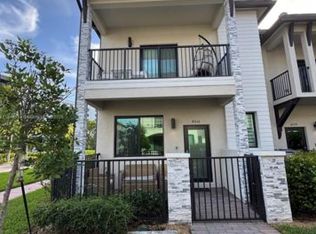 4516 NW 83rd Path, Doral, FL 33166