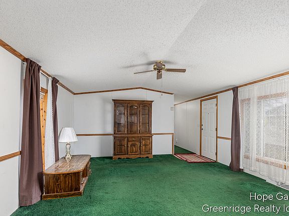 5th image of 360 E Tuttle Rd #183