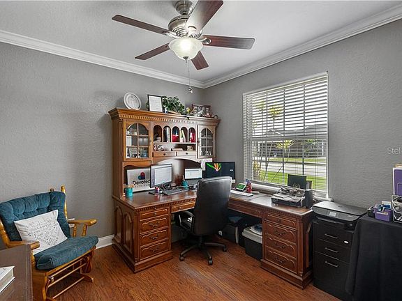 5th image of 2105 Saddlewood Dr