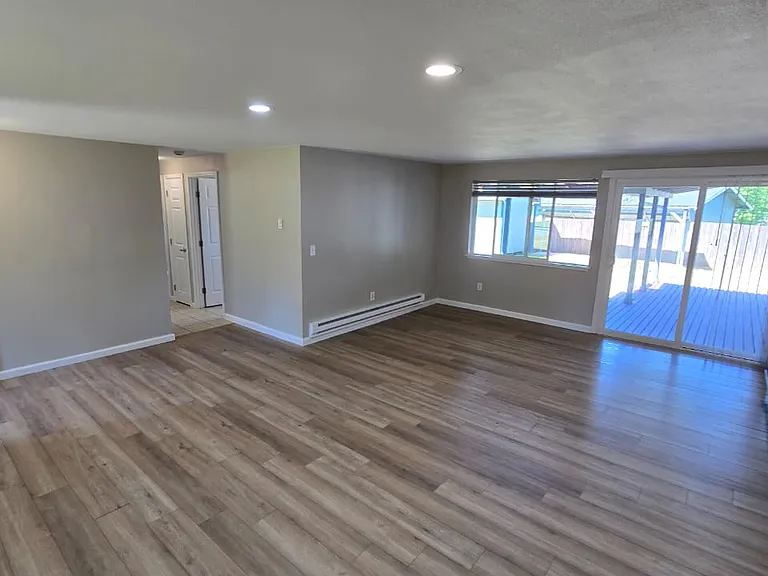 2954 Hoover Ave SE #2954 — Photo 7