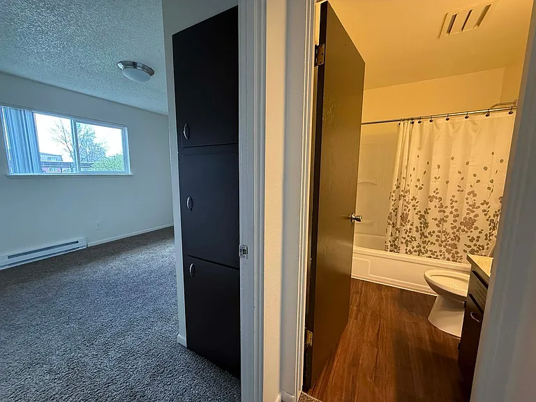 Three Rivers Place Apartments — Photo 68