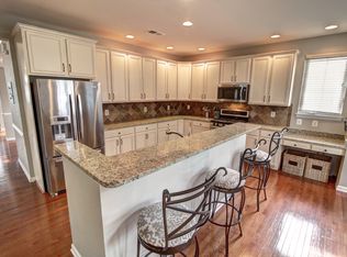 42465 Mandolin St, Chantilly, VA