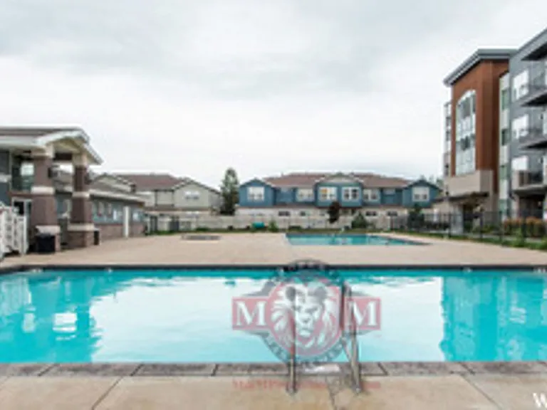 104 E Resaca Dr #E2 — Photo 28