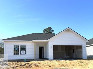 170 Juniper Dr, Hinesville, GA 31313