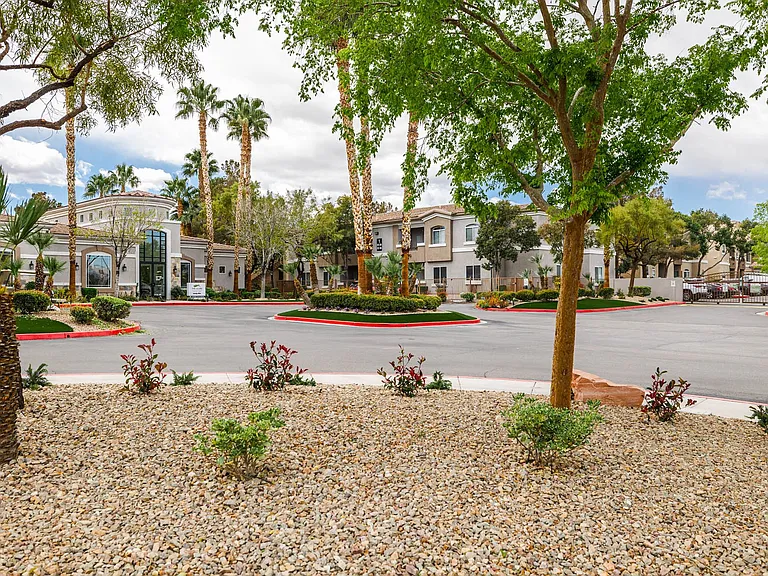 THE CLUBS AT RHODES RANCH APARTMENT HOMES — Photo 31