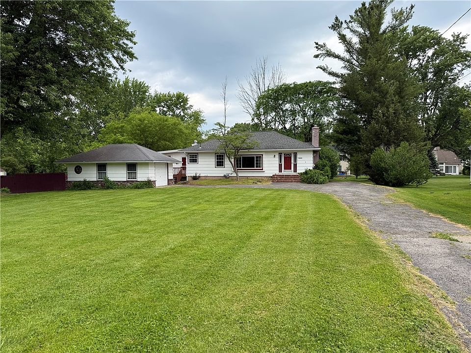 1st image of 3000 English Rd