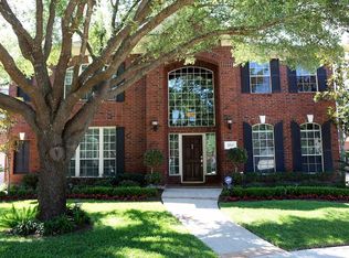 12931 Lake Center Run Ct, Houston, TX 77041