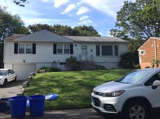 45 Ida Ln, West Haven, CT 06516