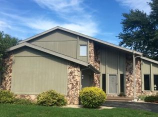 2315 Garden Creek Dr, Maumee, OH 43537