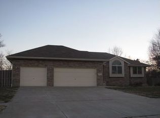 1331 Bordeaux Rd, Lincoln, NE 68522