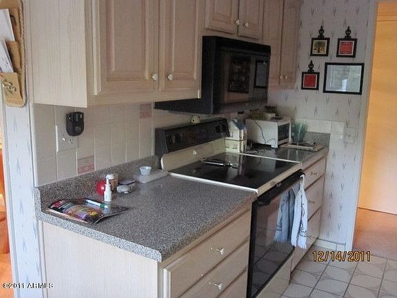 5th image of 10609 W Carob Dr