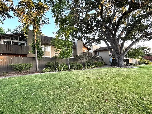 3 Massolo Dr — Photo 14